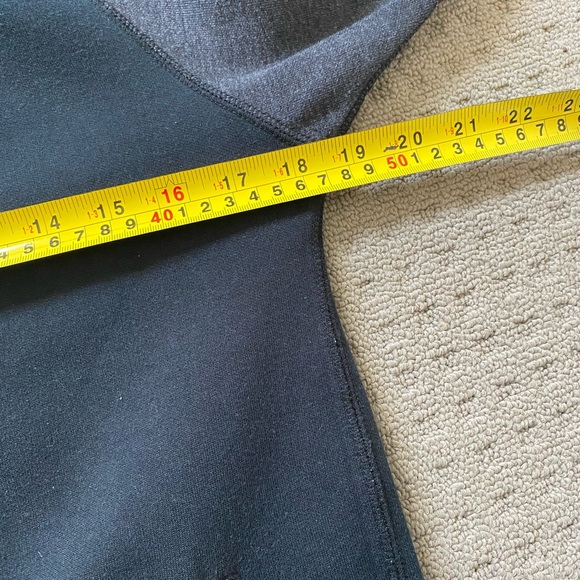 Puma Women Black Grey Full Zip Activewear Hoodie Jumper Sz XS AU8 - Picture 9 of 10